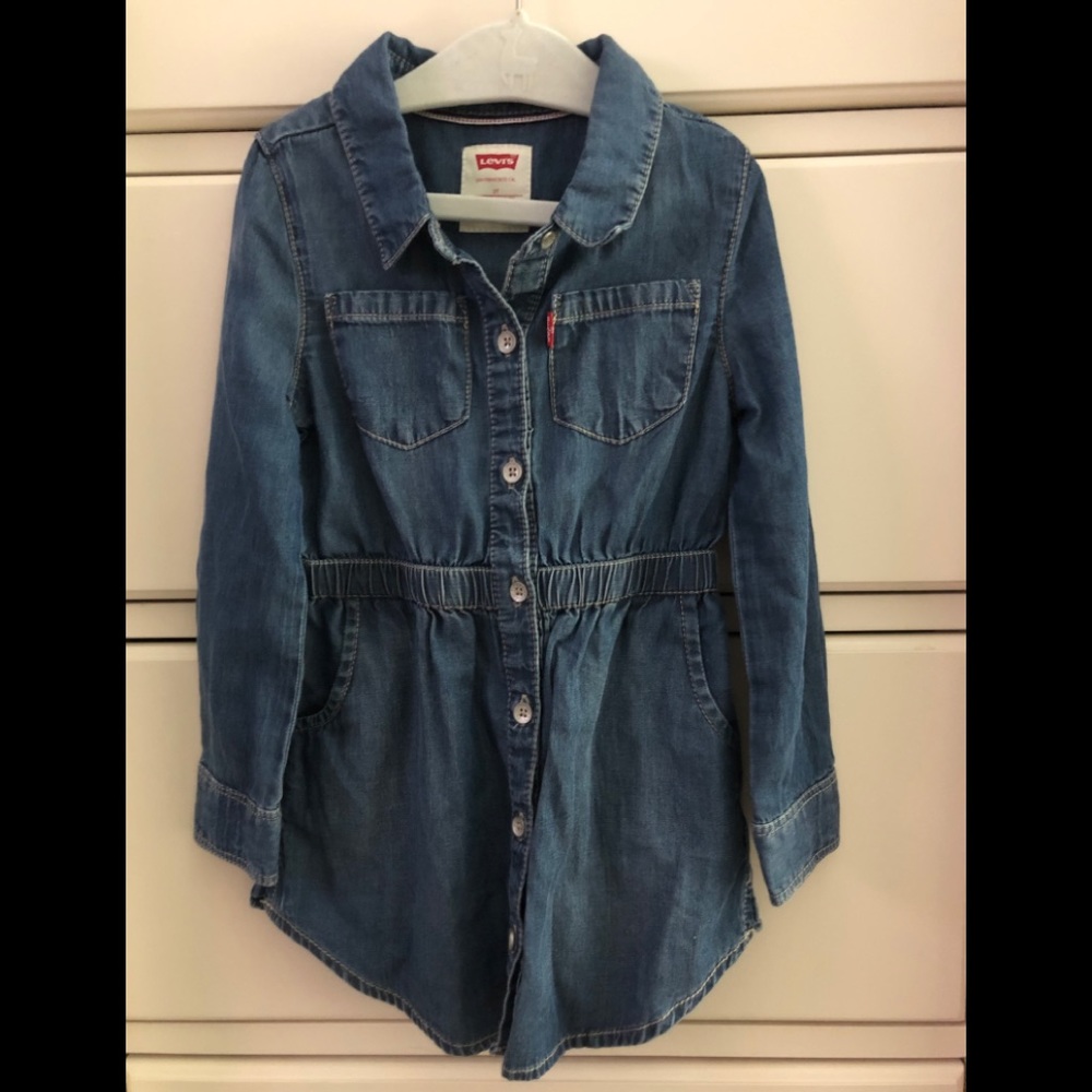 ⭐️Levi’s classic toddler girls jean dress 👗 NWOT